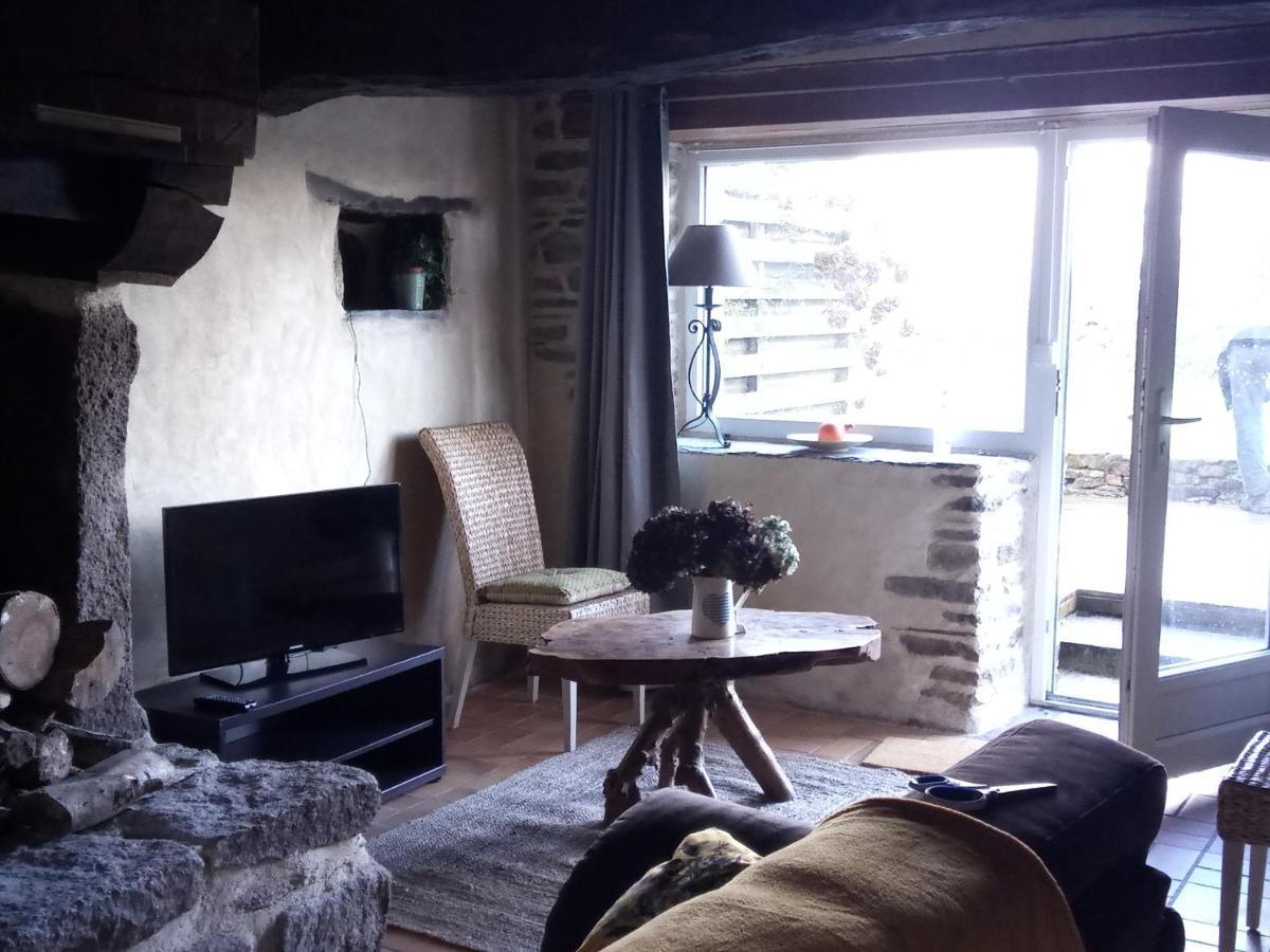Petite Maison Dans Les Monts D'Arree Ty Coz Commana 外观 照片